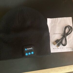 🆕 Unisex Wireless Bluetooth Beanie Hat